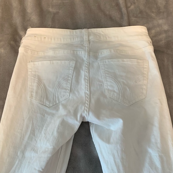 Hollister White Skinny Jeans - Picture 3 of 3